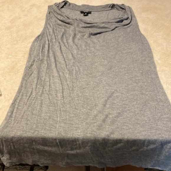 Mossimo women’s size small gray sleeveless top - Picture 2 of 4